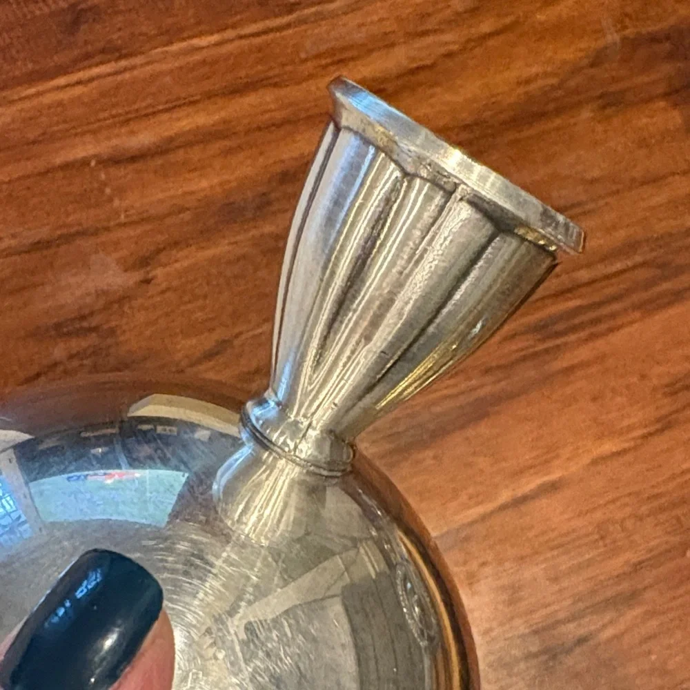 VTG Pr Oneida Silversmiths Silver-Plated‎ Taper Candle Holders